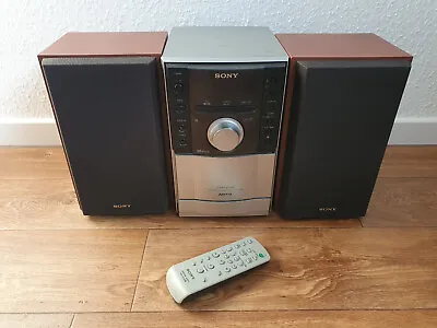 Kaufen SONY CMT-EH10 MICRO HI-FI Stereo Anlage Mit RADIO, CD MP3, Kassetten • 19.99€