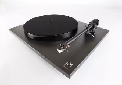Kaufen B-Ware | Rega Planar 1 Plus (schwarz) Plattenspieler Mit Integriertem Phono-Vorv • 429€