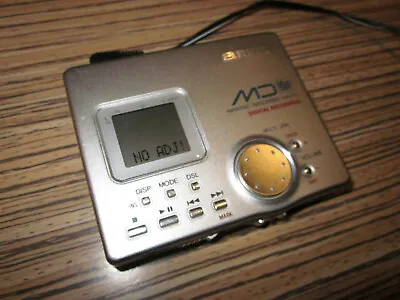 Kaufen Aiwa AM-F5 Silber Minidisc Player - Recorder   ( ) Fehler > Top Gehäuse • 33.30€