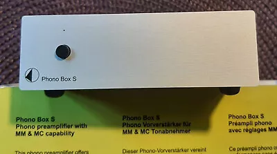 Kaufen Pro-Ject Phono Box S Vorverstärker Mm/mc Silber + Phono Kabel 82 Cm - Wie Neu  • 39.99€