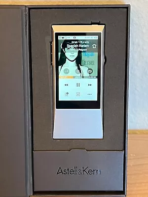 Kaufen ASTELL & KERN AK JUNIOR Portabler HighEnd-Player In Silber *TOP-Zustand* • 149€